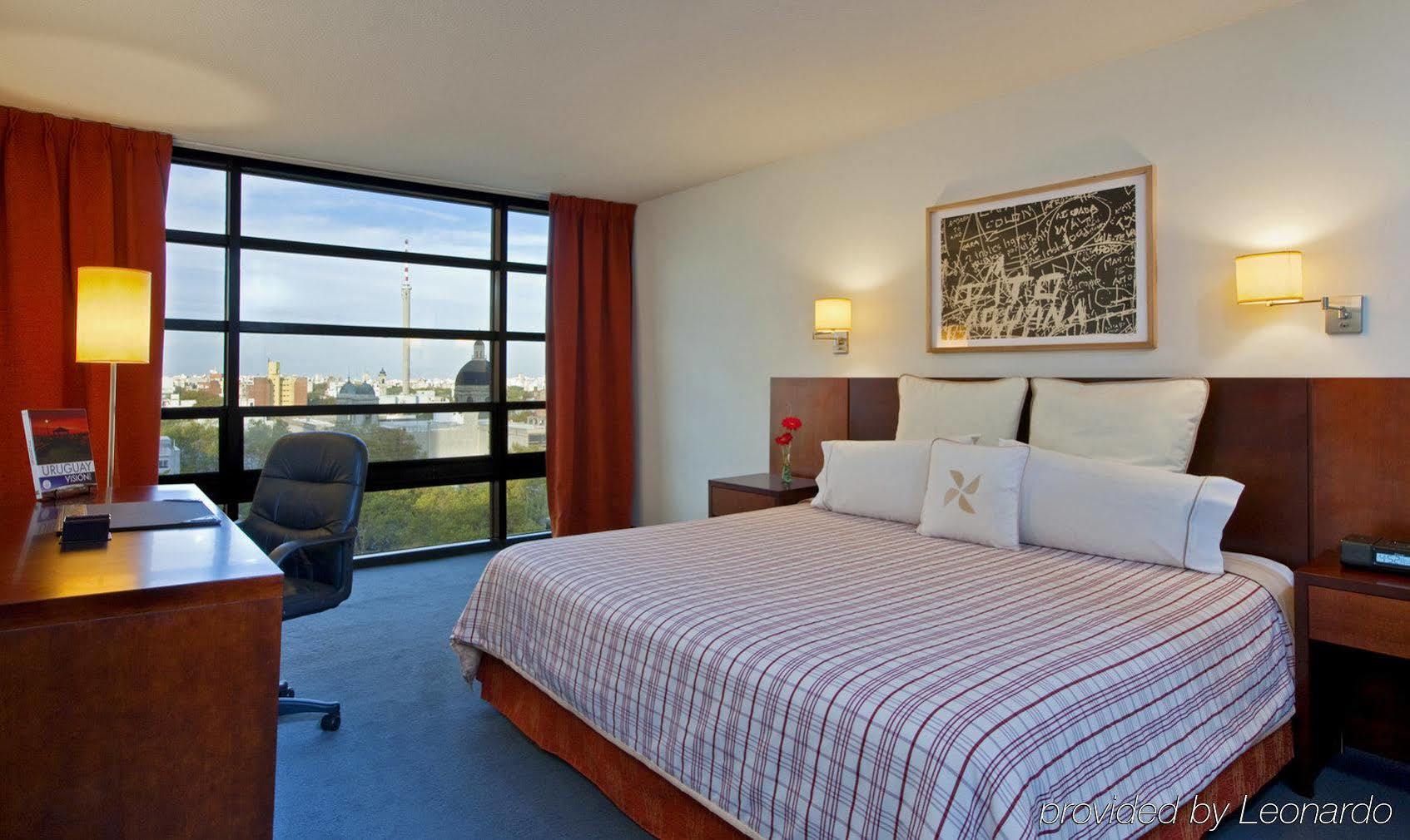 Four Points By Sheraton Montevideo Exterior photo