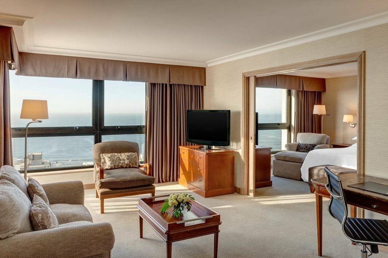Four Points By Sheraton Montevideo Exterior photo