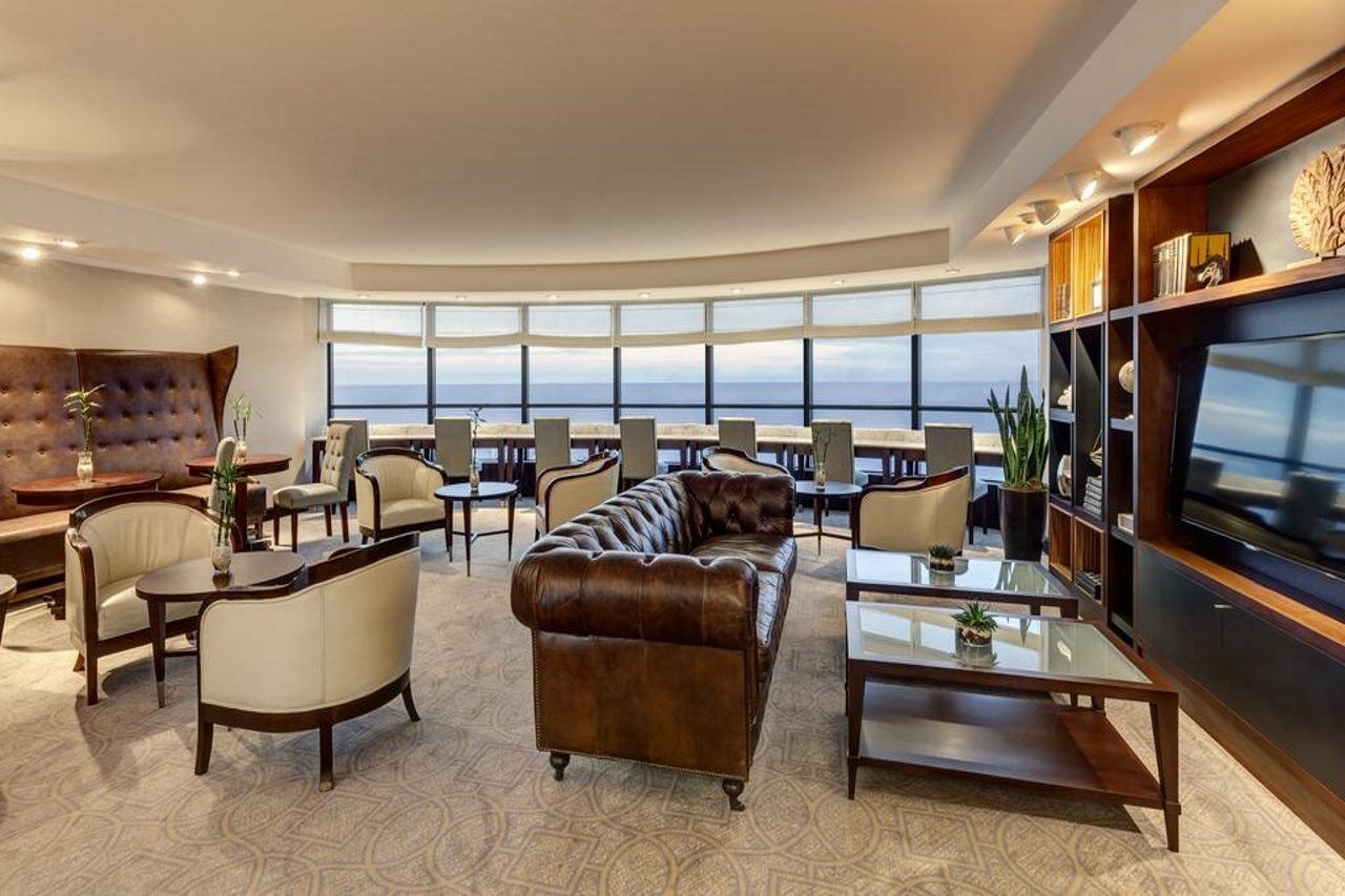 Four Points By Sheraton Montevideo Exterior photo