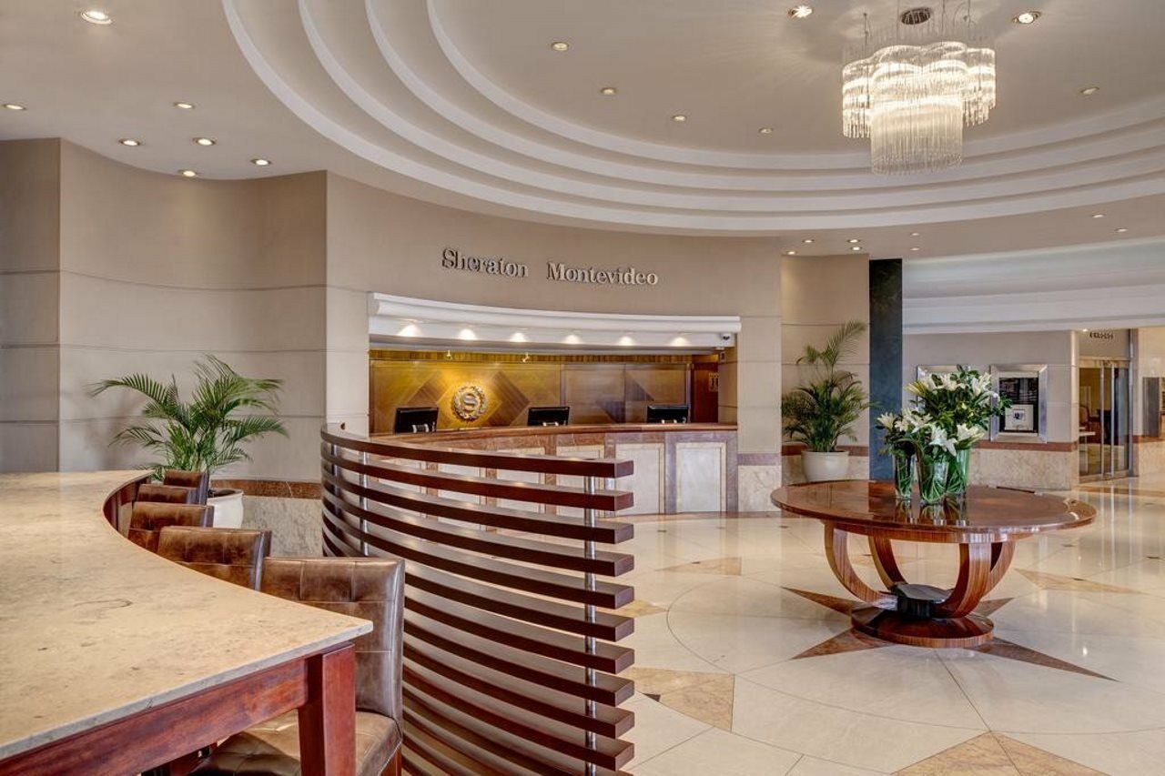 Four Points By Sheraton Montevideo Exterior photo
